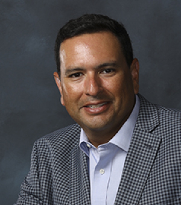 Photo of Alex Fernandez