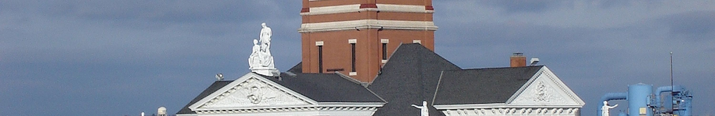 Dubuque County Courthouse